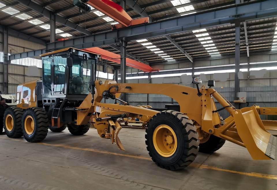 NEW MAXUS Cummins Road Grader Warranty up to 10 Years НОВА дорожня рівнялка MAXUS Cummins Гарантія до 10 Років NOWA równiarka drogowa MAXUS Cummins Gwarancja do 10 LAT - Greideris: foto 1 NEW MAXUS Cummins Road Grader Warranty up to 10 Years НОВА дорожня рівнялка MAXUS Cummins Гарантія до 10 Років NOWA równiarka drogowa MAXUS Cummins Gwarancja do 10 LAT - Greideris: foto 1