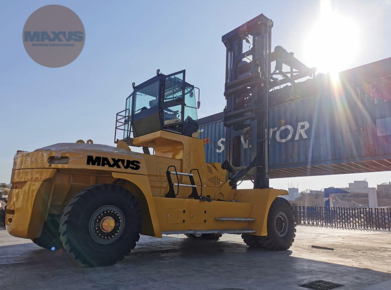 New KALMAR Maxus 40ton Kalmar 40t - Dyzelinis krautuvas: foto 2 New KALMAR Maxus 40ton Kalmar 40t - Dyzelinis krautuvas: foto 2