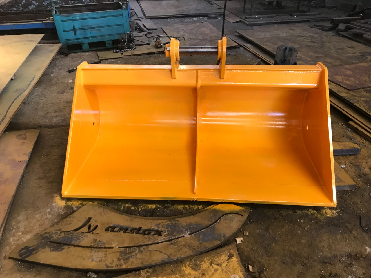 Volvo - Krautuvo kaušas - Statybinė technika: foto 2 Volvo - Krautuvo kaušas - Statybinė technika: foto 2