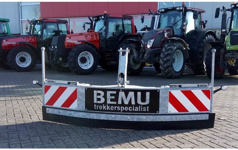 Jochemsen frontbumper - Atsarginės dalys - Žemės ūkio technika: foto 1 Jochemsen frontbumper - Atsarginės dalys - Žemės ūkio technika: foto 1