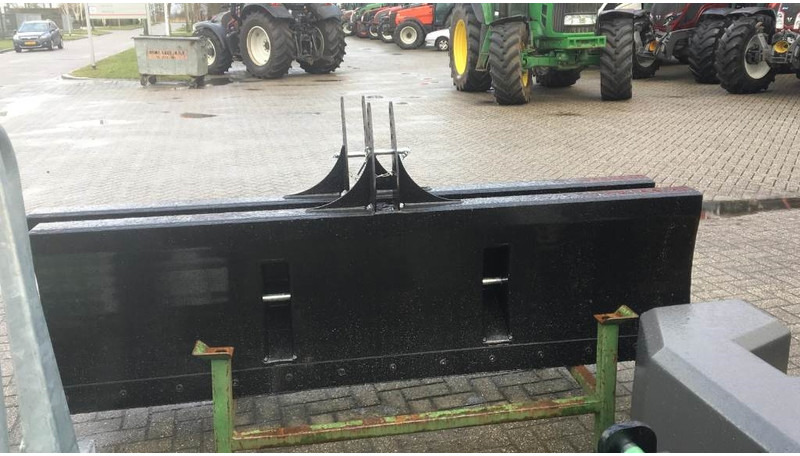 Onbekend Frontschuif - Atsarginės dalys - Žemės ūkio technika: foto 2 Onbekend Frontschuif - Atsarginės dalys - Žemės ūkio technika: foto 2