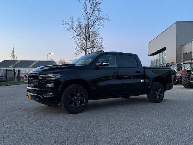 Dodge Ram 1500 Limited - Lengvasis automobilis: foto 3 Dodge Ram 1500 Limited - Lengvasis automobilis: foto 3