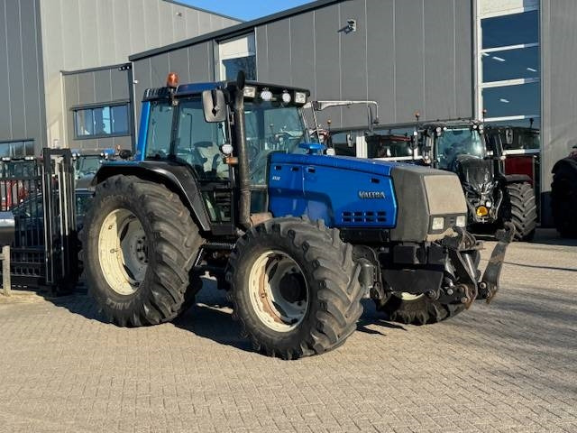 Valtra 8550 Hitech! - Traktorius: foto 2 Valtra 8550 Hitech! - Traktorius: foto 2