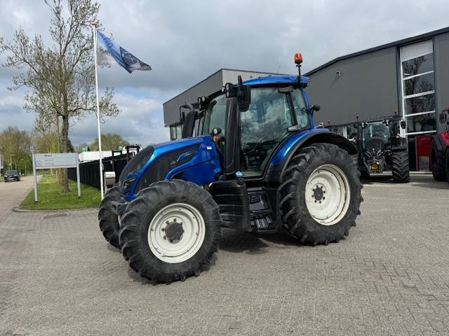 Valtra N134 Versu Smart Touch, GPS - Traktorius: foto 3 Valtra N134 Versu Smart Touch, GPS - Traktorius: foto 3