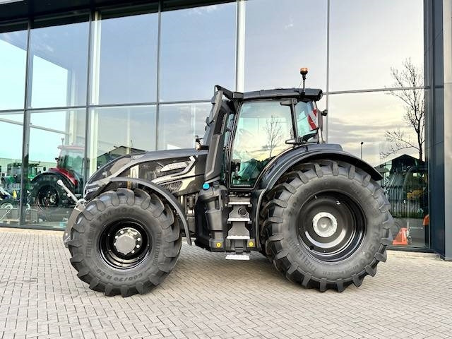 Valtra Q225 Alle opties! ook twintrac! - Traktorius: foto 3 Valtra Q225 Alle opties! ook twintrac! - Traktorius: foto 3