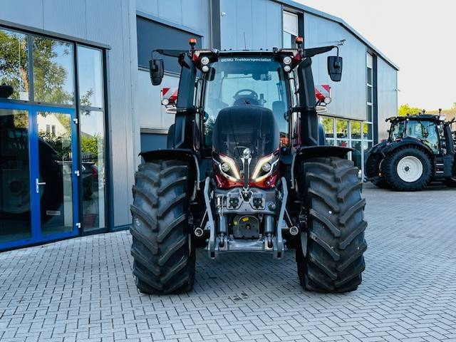 Valtra Q305 DEMO Super Compleet! - Traktorius: foto 5 Valtra Q305 DEMO Super Compleet! - Traktorius: foto 5
