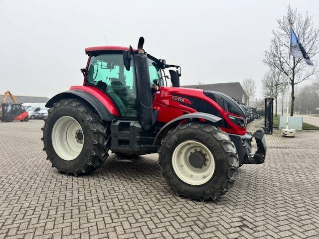 Valtra T144 Hitech - Traktorius: foto 3 Valtra T144 Hitech - Traktorius: foto 3