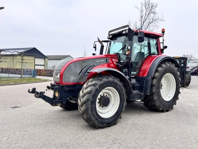 Valtra T172 Direct FH+PTO, 6772 uur! - Traktorius: foto 4 Valtra T172 Direct FH+PTO, 6772 uur! - Traktorius: foto 4