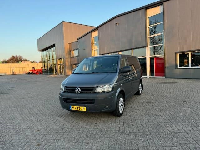 Volkswagen Transporter 140Pk Dubbele cabine - Krovininis mikroautobusas: foto 3 Volkswagen Transporter 140Pk Dubbele cabine - Krovininis mikroautobusas: foto 3