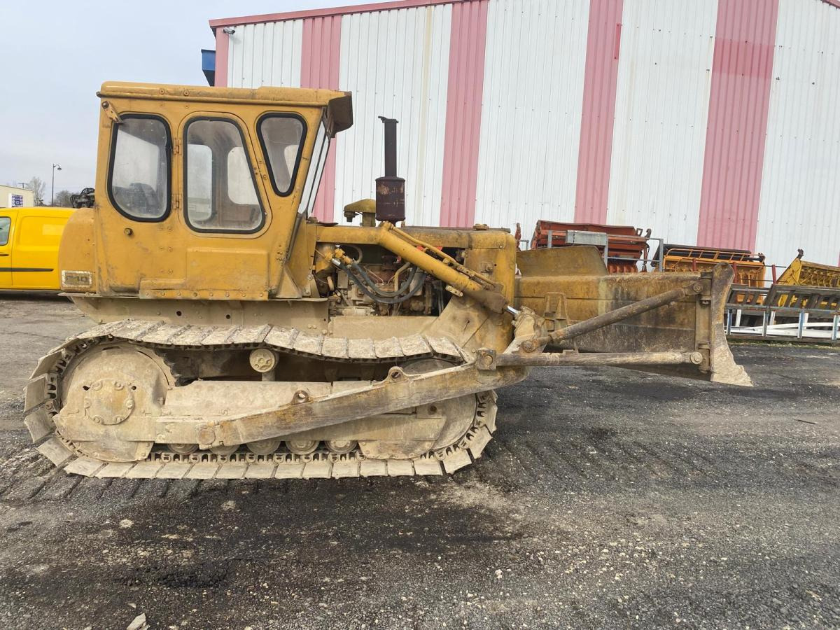 Caterpillar D4D - Buldozeris: foto 2 Caterpillar D4D - Buldozeris: foto 2