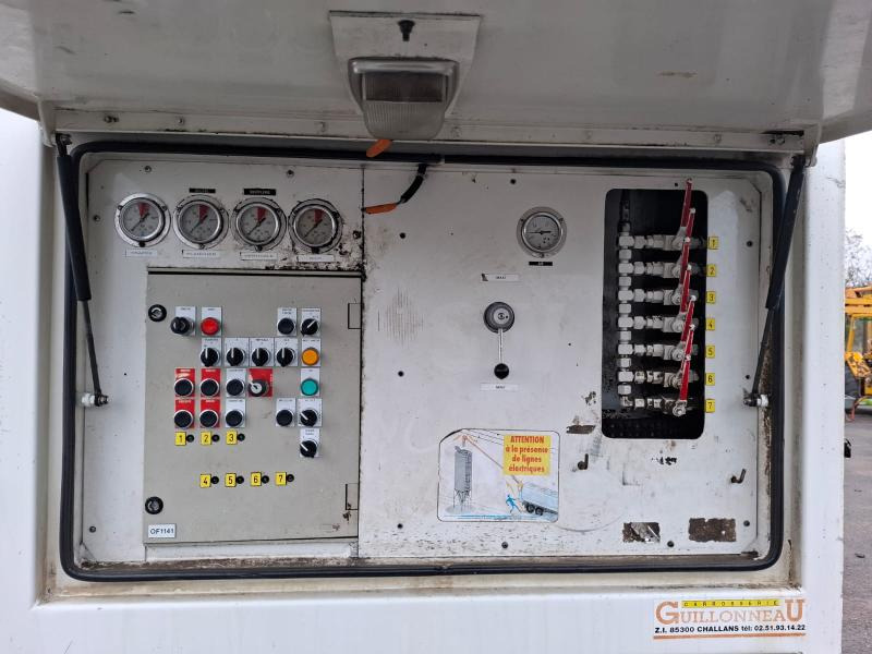 Autocisterna pervežimui maisto produktų DAF 85 .410: foto 21