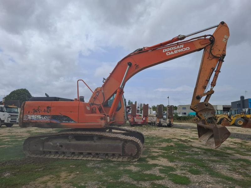 Doosan SOLAR 255LC-V - Vikšrinis ekskavatorius: foto 1 Doosan SOLAR 255LC-V - Vikšrinis ekskavatorius: foto 1