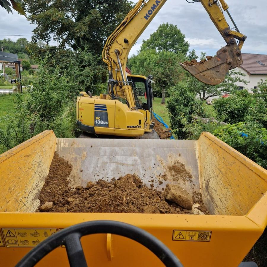 Komatsu PC138US-8 - Vikšrinis ekskavatorius: foto 3 Komatsu PC138US-8 - Vikšrinis ekskavatorius: foto 3