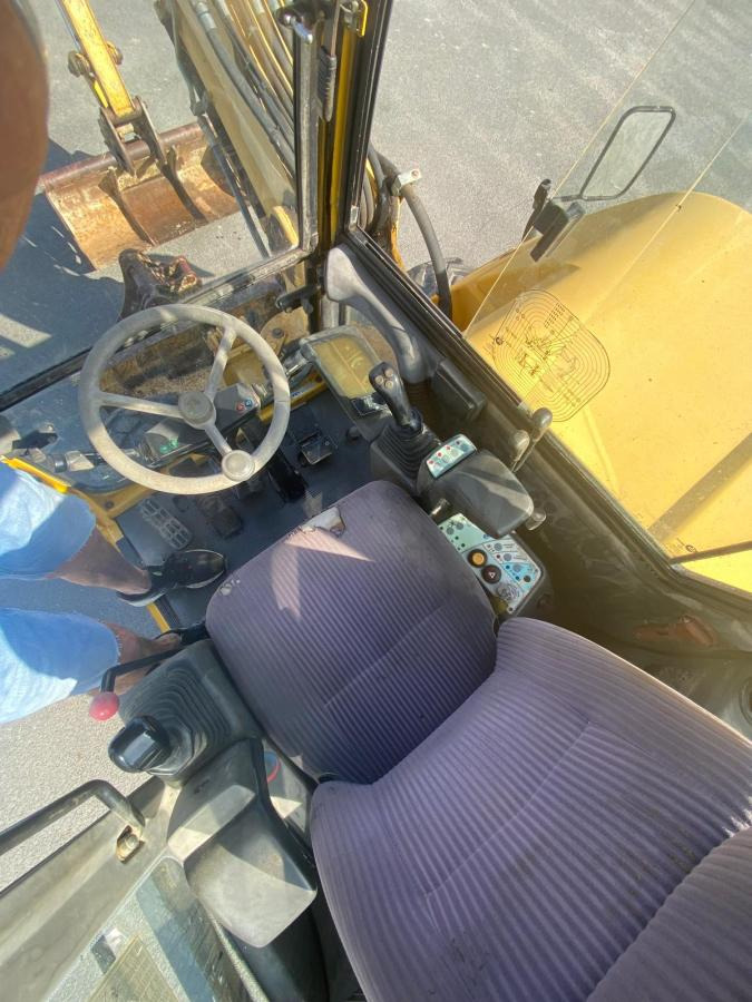 Ratinis ekskavatorius Komatsu PW95: foto 9