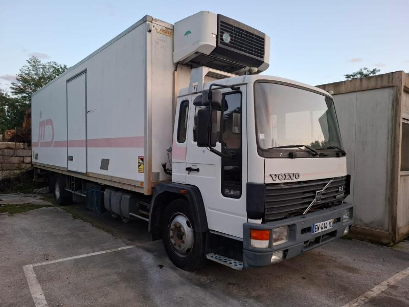 Volvo FL6 - Refrižeratorius sunkvežimis: foto 2 Volvo FL6 - Refrižeratorius sunkvežimis: foto 2
