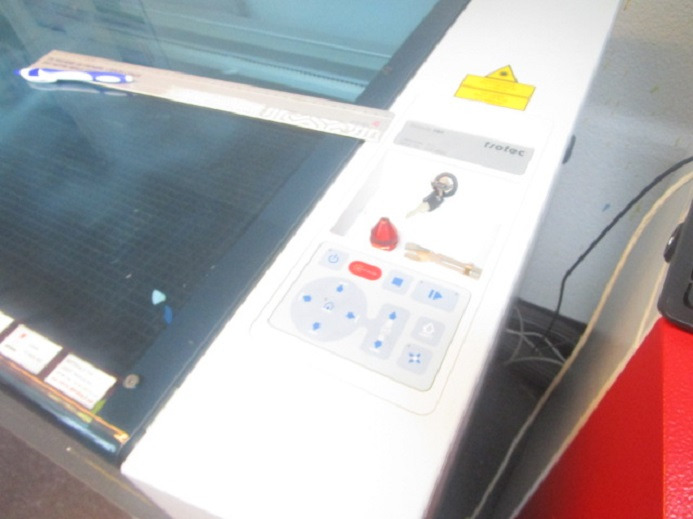LASER CUTTER TROTEC SPEEDY 360 (Gravieren, Schneiden) - Popieriaus pjaustymo mašina: foto 4 LASER CUTTER TROTEC SPEEDY 360 (Gravieren, Schneiden) - Popieriaus pjaustymo mašina: foto 4