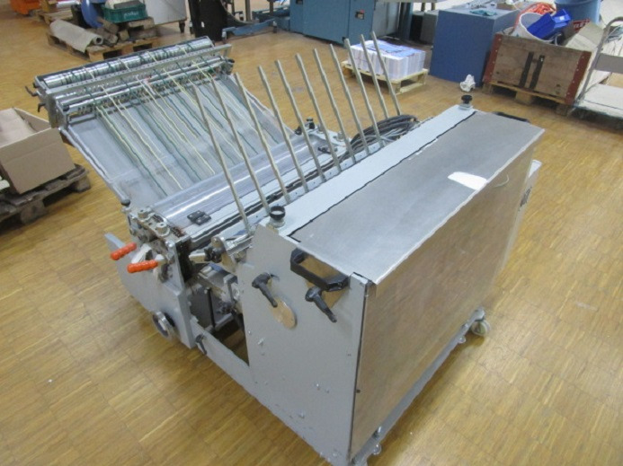 PRESSBOGENAUSLAGE DESTA BAS-FSA 800 - Lankstymo mašina: foto 3 PRESSBOGENAUSLAGE DESTA BAS-FSA 800 - Lankstymo mašina: foto 3