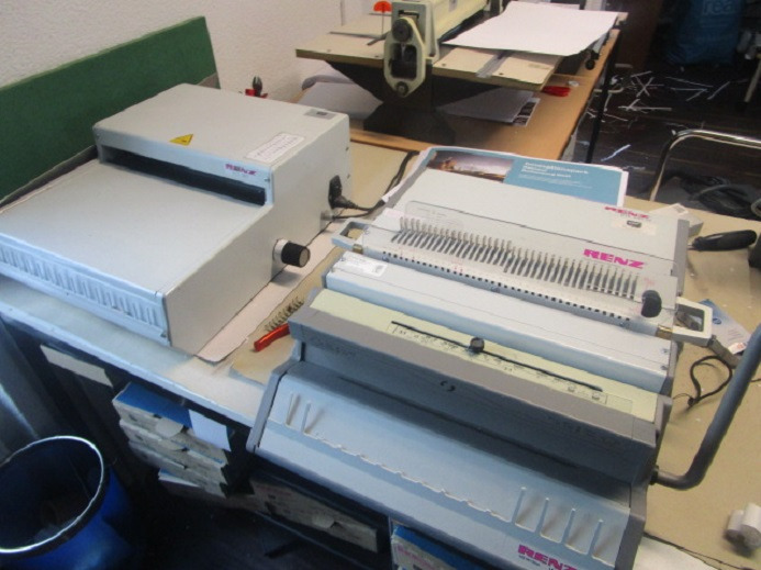 WIRO BINDER HALBAUTOMAT RENZ ECL360 - Spausdinimo mašina: foto 3 WIRO BINDER HALBAUTOMAT RENZ ECL360 - Spausdinimo mašina: foto 3