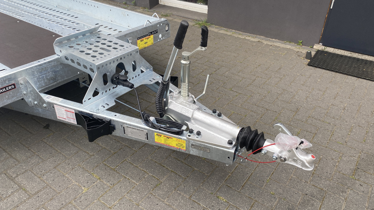 PRZYCZEPA BRIAN JAMES TRAILERS LAWETA KOPARKI MINIKOPARKI 3500KG 320x170 / BRIAN JAMES TRAILERS Excavator/Miniexcavator Flatbed Trailer 3500KG 320x170 - Priekaba spec technikai: foto 5 PRZYCZEPA BRIAN JAMES TRAILERS LAWETA KOPARKI MINIKOPARKI 3500KG 320x170 / BRIAN JAMES TRAILERS Excavator/Miniexcavator Flatbed Trailer 3500KG 320x170 - Priekaba spec technikai: foto 5