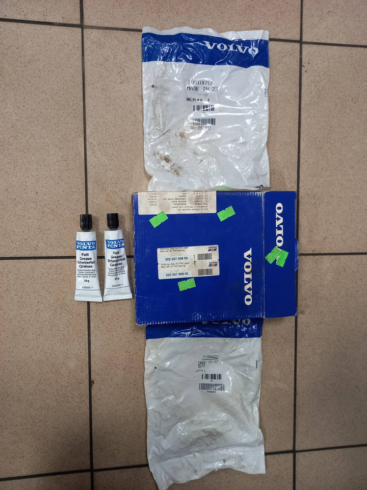 VOLVO; RENAULT FM7; FM10; FM12; FL6; FL7; FL10; FL12; FH12; FH16; MIDLUM; PREMIUM; MAGNUM; KERAX - Galinė ašis: foto 4 VOLVO; RENAULT FM7; FM10; FM12; FL6; FL7; FL10; FL12; FH12; FH16; MIDLUM; PREMIUM; MAGNUM; KERAX - Galinė ašis: foto 4