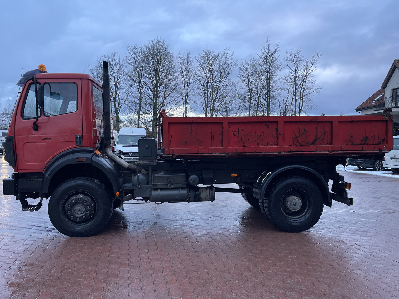 MERCEDES-BENZ 1824 - Savivartis sunkvežimis: foto 4 MERCEDES-BENZ 1824 - Savivartis sunkvežimis: foto 4