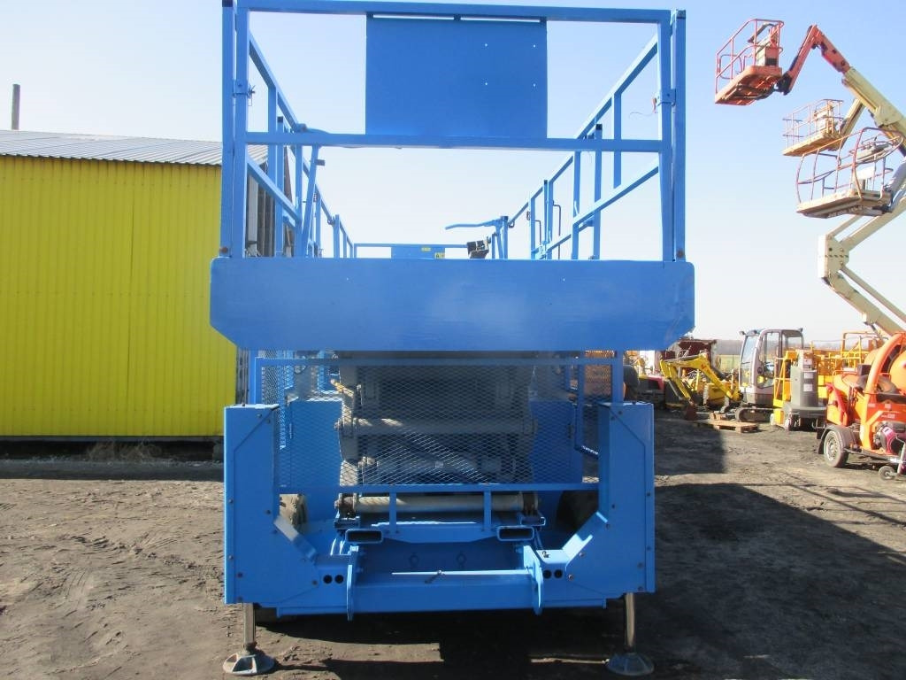 Genie GS 4390 RT - Žirklinis keltuvas: foto 5 Genie GS 4390 RT - Žirklinis keltuvas: foto 5