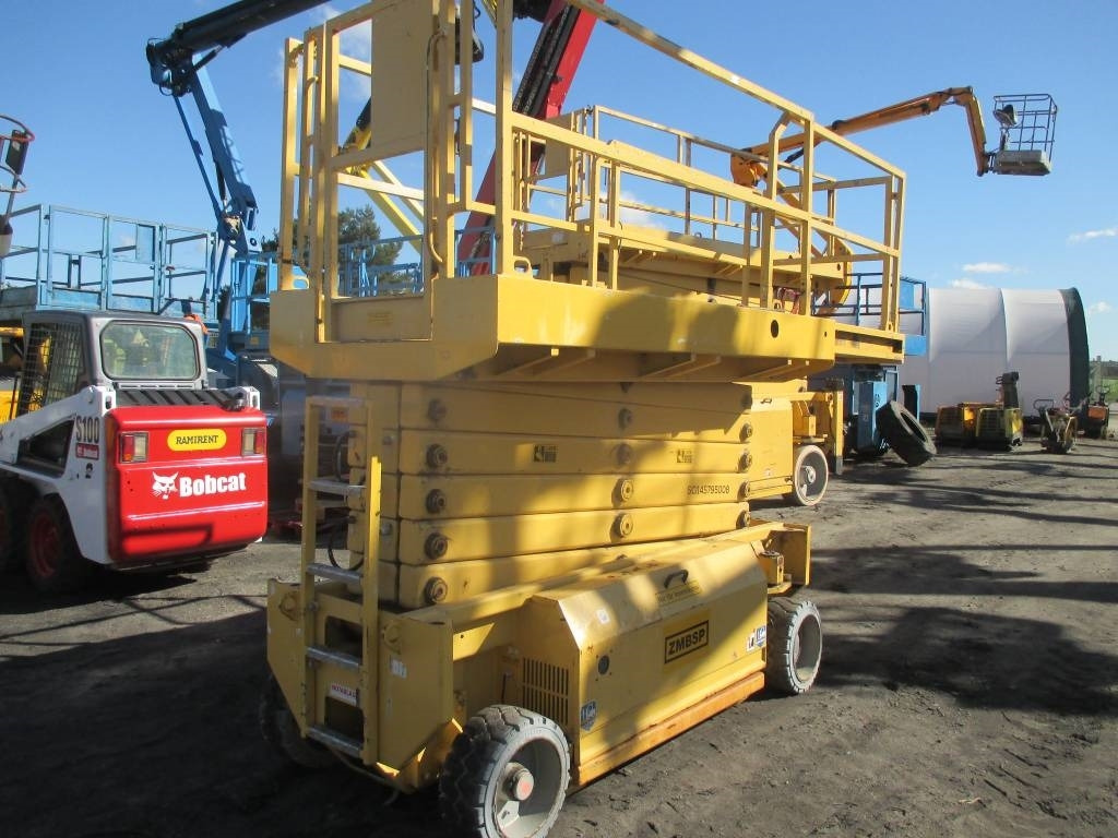 HAB S142-12E2WD - Žirklinis keltuvas: foto 3 HAB S142-12E2WD - Žirklinis keltuvas: foto 3