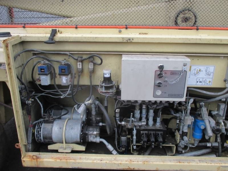 Žirklinis keltuvas JLG Liftlux 180-12: foto 11