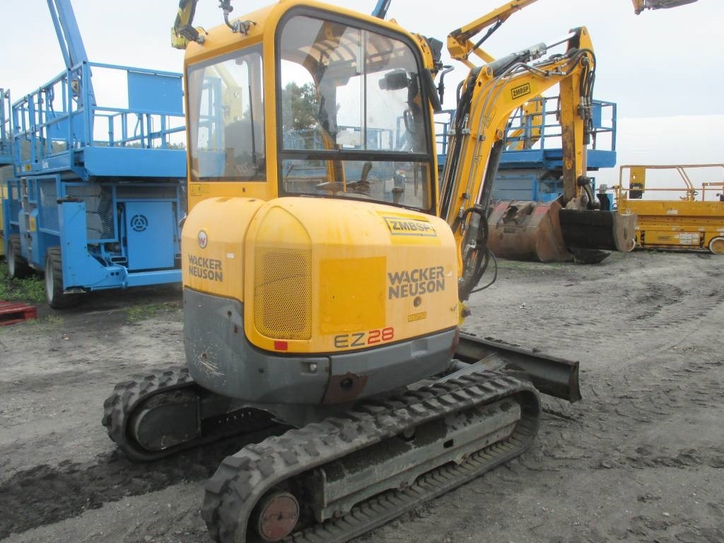 Wacker Neuson EZ 28 - Mini ekskavatorius: foto 2 Wacker Neuson EZ 28 - Mini ekskavatorius: foto 2