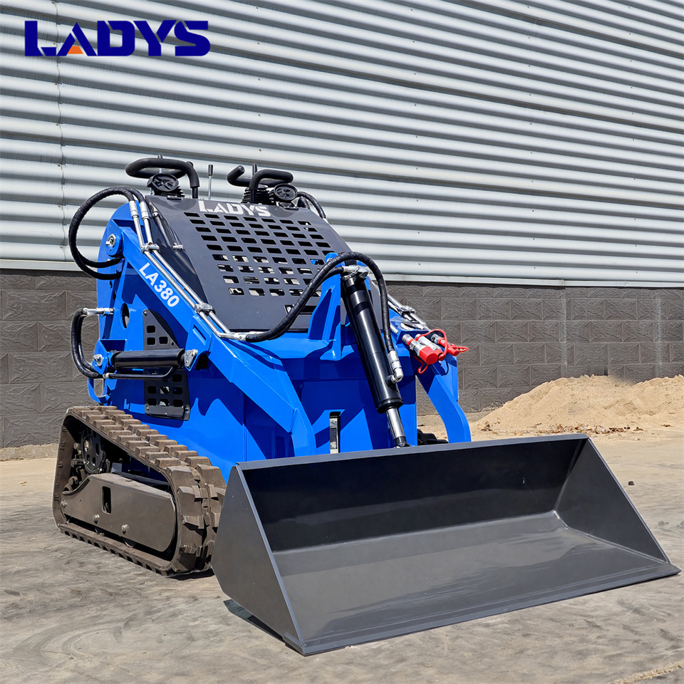 LADYS Free Shipping LA380 Mini Skid Steer Loader Compact Track Diesel Cheap Mini Skid Steer Loader For Sale With Mini Skid Steer Attachments 4 In 1 Bucket - Mini krautuvas: foto 1 LADYS Free Shipping LA380 Mini Skid Steer Loader Compact Track Diesel Cheap Mini Skid Steer Loader For Sale With Mini Skid Steer Attachments 4 In 1 Bucket - Mini krautuvas: foto 1
