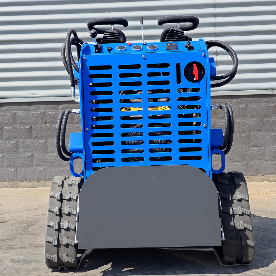 LEZUM Free Shipping LA380 Mini Skid Steer Loader Compact Track Diesel Cheap Mini Skid Steer Loader For Sale With Mini Skid Steer Attachments 4 In 1 Bucket - Mini krautuvas: foto 5 LEZUM Free Shipping LA380 Mini Skid Steer Loader Compact Track Diesel Cheap Mini Skid Steer Loader For Sale With Mini Skid Steer Attachments 4 In 1 Bucket - Mini krautuvas: foto 5