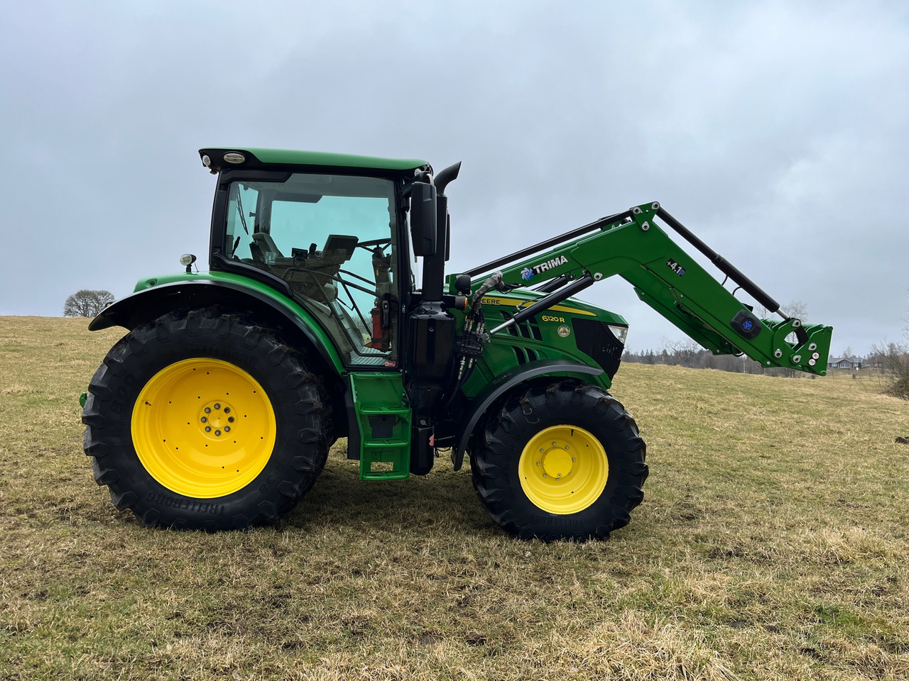 John Deere 6120R - Traktorius: foto 2 John Deere 6120R - Traktorius: foto 2