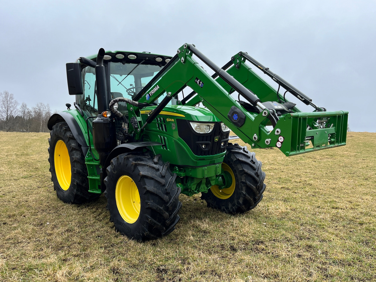 John Deere 6120R - Traktorius: foto 1 John Deere 6120R - Traktorius: foto 1