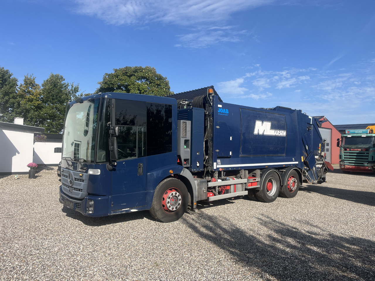 MERCEDES-BENZ 2630 2 camber - Šiukšliavežis: foto 1 MERCEDES-BENZ 2630 2 camber - Šiukšliavežis: foto 1