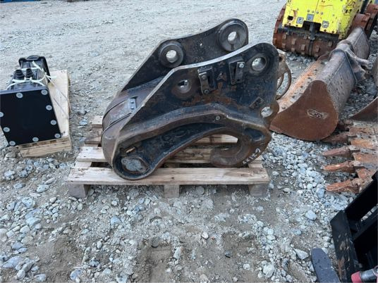 Attache rapide hydraulique Morin M6 - Greita jungtis: foto 3 Attache rapide hydraulique Morin M6 - Greita jungtis: foto 3