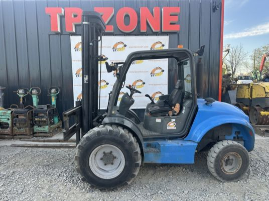 Ausa Ausa C250H 5m40 Triplex à 18500 € HT - Krautuvas-visureigis: foto 2 Ausa Ausa C250H 5m40 Triplex à 18500 € HT - Krautuvas-visureigis: foto 2
