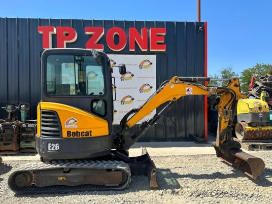 Bobcat E26 cabine a 21500 € HT - Mini ekskavatorius: foto 1 Bobcat E26 cabine a 21500 € HT - Mini ekskavatorius: foto 1