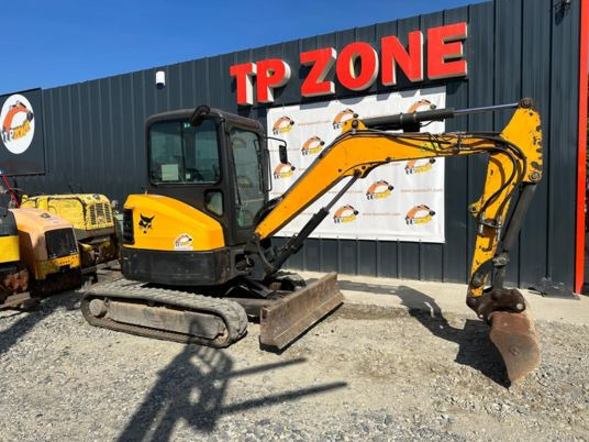 Bobcat E35 Cabine à 20900 € HT - Mini ekskavatorius: foto 1 Bobcat E35 Cabine à 20900 € HT - Mini ekskavatorius: foto 1