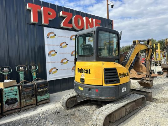 Bobcat E35 Cabine à 23 500 € HT - Mini ekskavatorius: foto 3 Bobcat E35 Cabine à 23 500 € HT - Mini ekskavatorius: foto 3