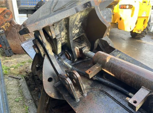 Godet de curage orientable Morin M7 - Kaušas: foto 5 Godet de curage orientable Morin M7 - Kaušas: foto 5