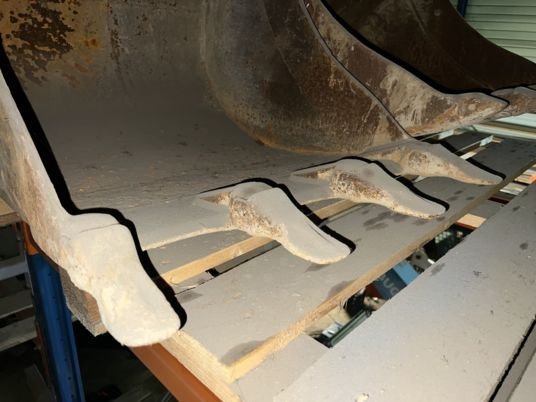 Godet terrassement Arden QA10 - QA11 - Ekskavatoriaus kaušas: foto 3 Godet terrassement Arden QA10 - QA11 - Ekskavatoriaus kaušas: foto 3