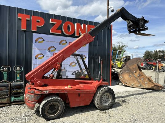 Manitou BT420 - Teleskopinis krautuvas: foto 3 Manitou BT420 - Teleskopinis krautuvas: foto 3