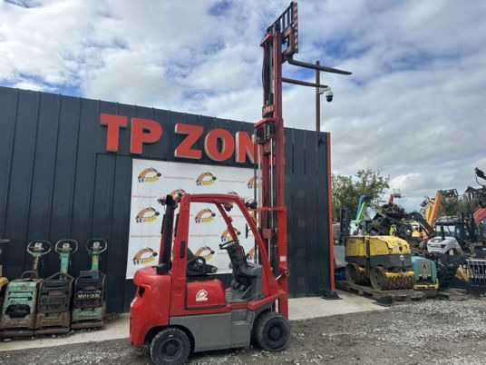 Nissan CHARIOT DIESEL 1T5 à 10500 € HT - Dyzelinis krautuvas: foto 1 Nissan CHARIOT DIESEL 1T5 à 10500 € HT - Dyzelinis krautuvas: foto 1