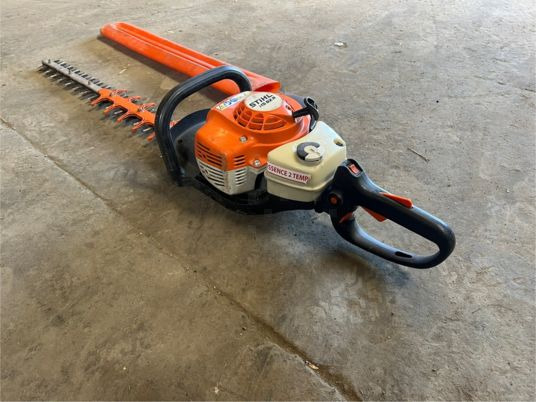 Taille haies thermique STIHL HS 82 R - Technika sodui ir daržui: foto 4 Taille haies thermique STIHL HS 82 R - Technika sodui ir daržui: foto 4