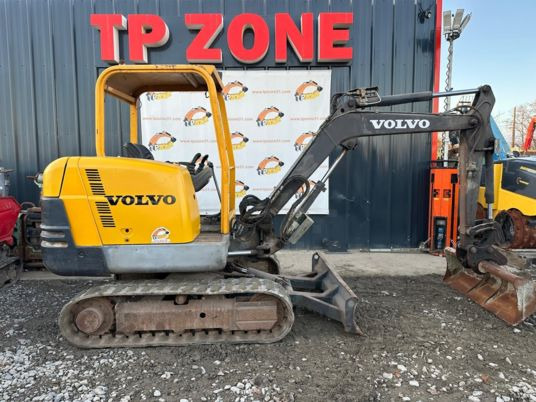Volvo EC25 à 14 900 € HT - Mini ekskavatorius: foto 1 Volvo EC25 à 14 900 € HT - Mini ekskavatorius: foto 1
