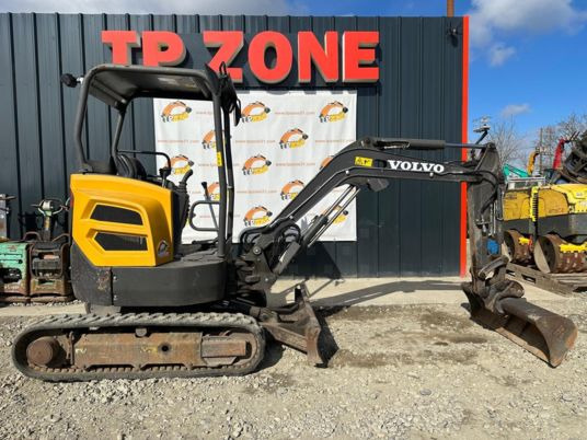 Volvo ECR25D à 23900 euros HT - Mini ekskavatorius: foto 1 Volvo ECR25D à 23900 euros HT - Mini ekskavatorius: foto 1