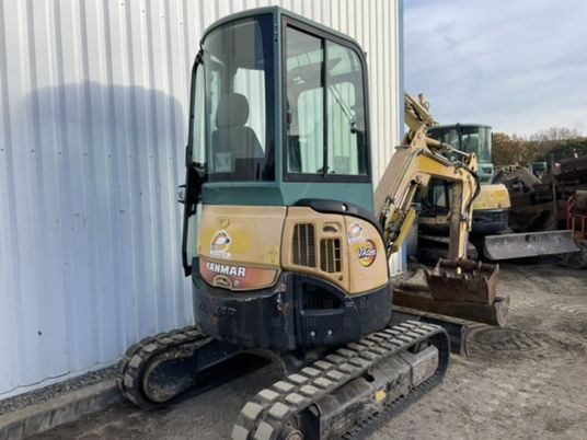 Yanmar VIO25-4 Cabine - Mini ekskavatorius: foto 3 Yanmar VIO25-4 Cabine - Mini ekskavatorius: foto 3