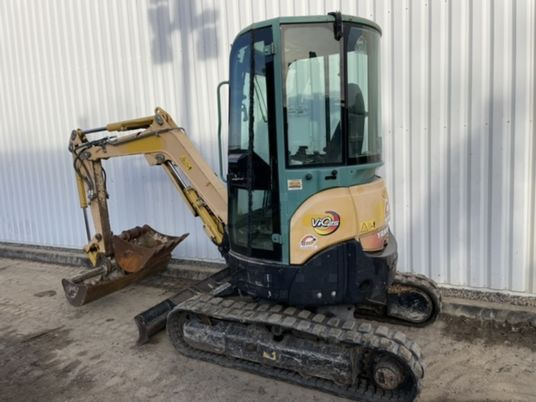 Yanmar VIO25-4 Cabine - Mini ekskavatorius: foto 1 Yanmar VIO25-4 Cabine - Mini ekskavatorius: foto 1