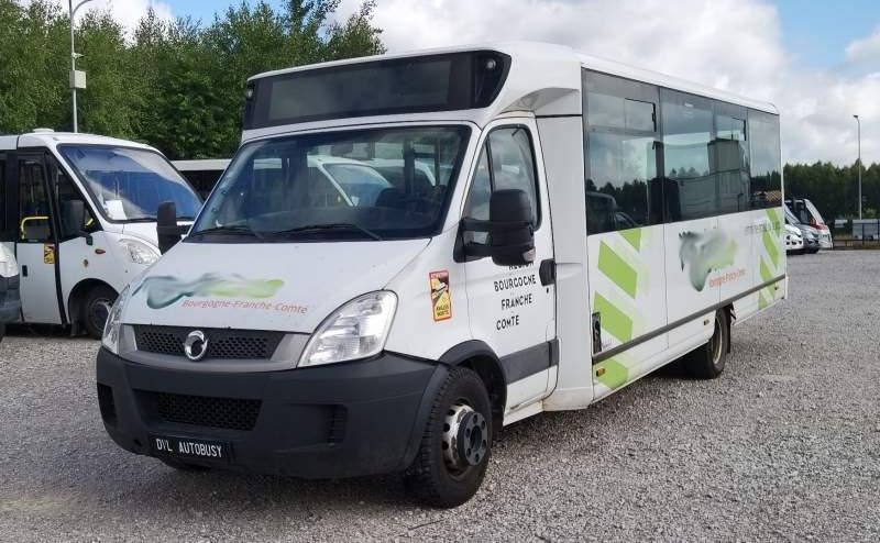 Iveco Aptineo Daily 34 miejsca NOWY SILNIK - Priemiestinis autobusas: foto 4 Iveco Aptineo Daily 34 miejsca NOWY SILNIK - Priemiestinis autobusas: foto 4