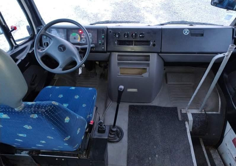 Mercedes-Benz VARIO *klimatyzacja* 39 miejsc - Priemiestinis autobusas: foto 3 Mercedes-Benz VARIO *klimatyzacja* 39 miejsc - Priemiestinis autobusas: foto 3